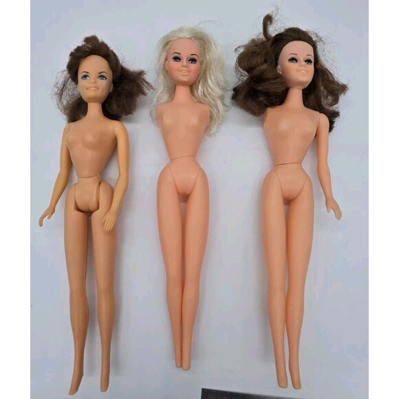 Vintage 1980s? Fashion Dolls Barbie Clone Lot Of 3 U.D.G.O. Inc. Plastic Dolls - Picture 2 of 16